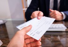 La Lección de los Cheques